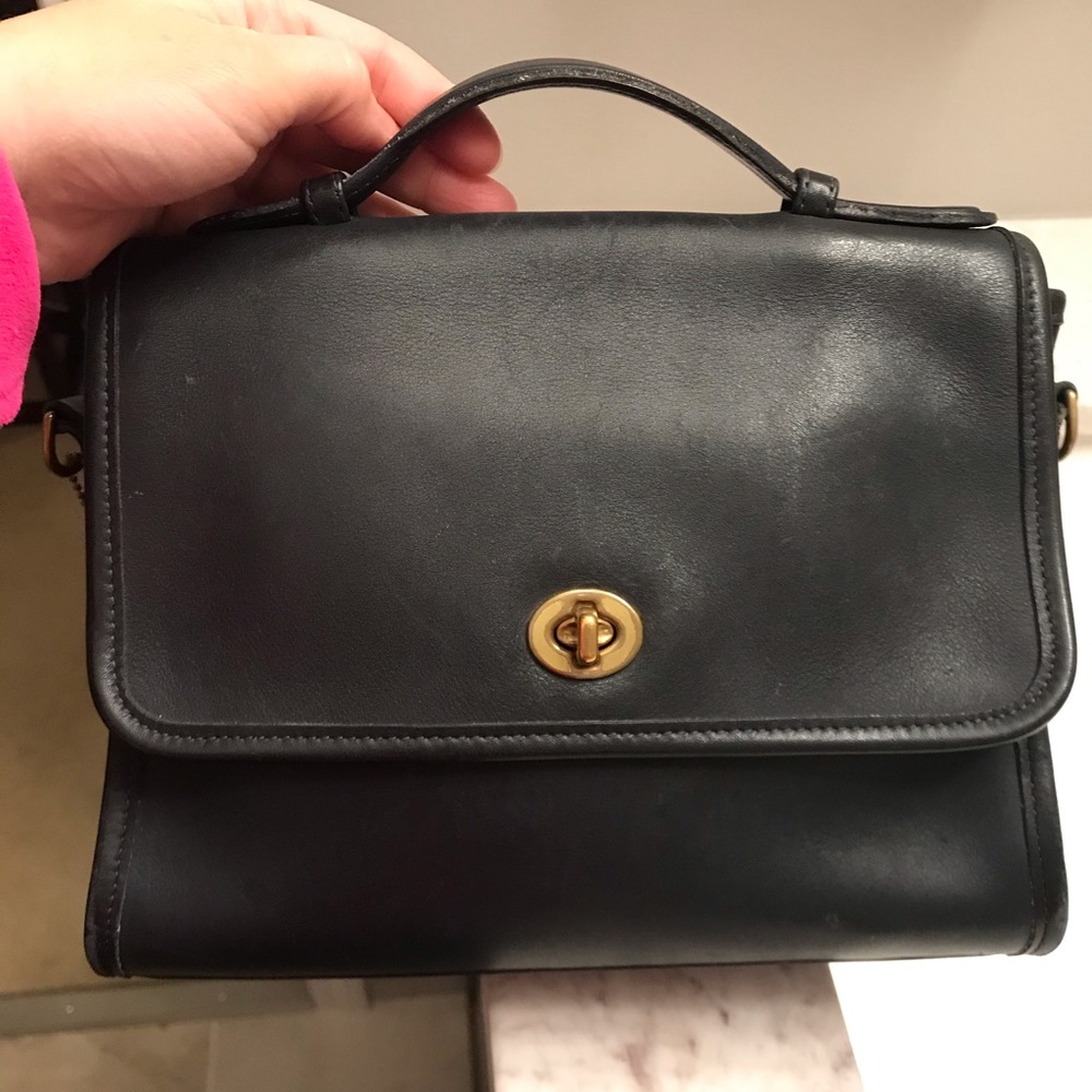 Vintage Coach Court 9870 Navy